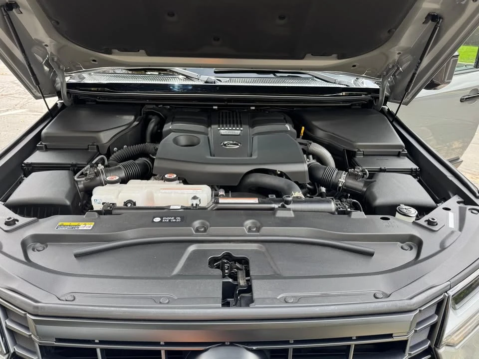 2025 Lexus GX 3rd Gen - Image 12 of 13