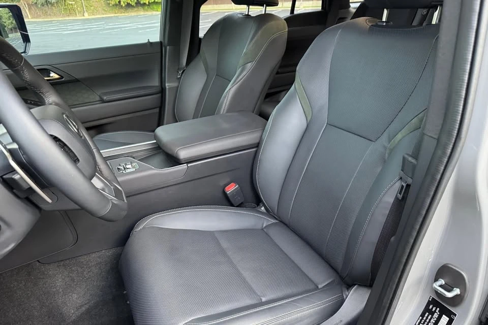 2025 Lexus GX 3rd Gen - Image 7 of 13