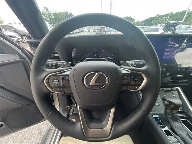 2025 Lexus GX 3rd Gen - Image 14 of 20