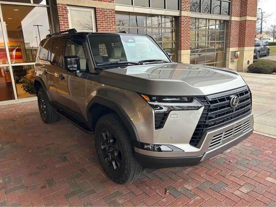 2025 Lexus GX 3rd Gen - Image 3 of 7