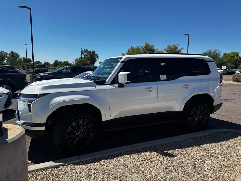 2025 Lexus GX 3rd Gen - Image 11 of 11