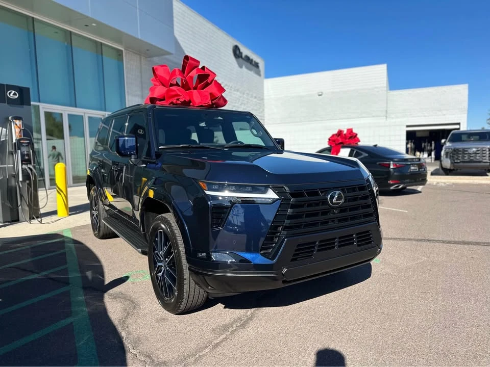 2025 Lexus GX 3rd Gen - Image 4 of 11