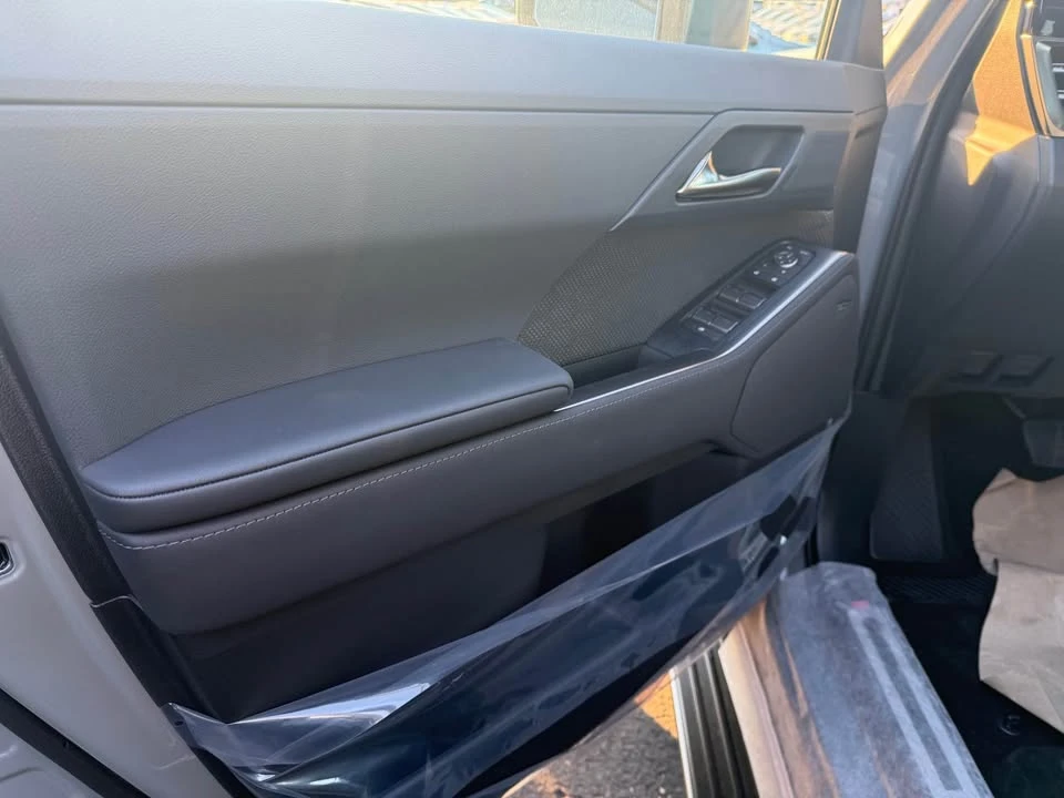 2025 Lexus GX 3rd Gen - Image 5 of 7