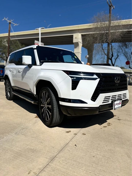 2025 Lexus GX 3rd Gen - Image 2 of 7
