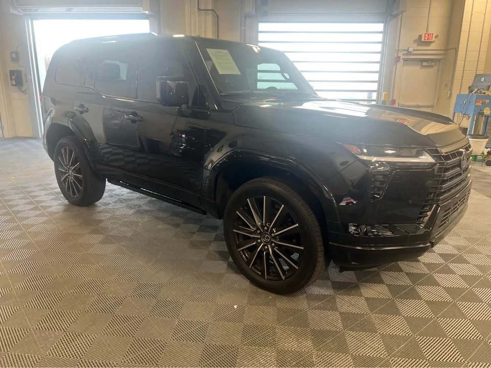 2025 Lexus GX 3rd Gen - Image 6 of 13