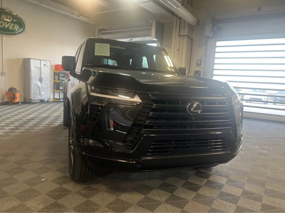 2025 Lexus GX 3rd Gen - Image 3 of 13