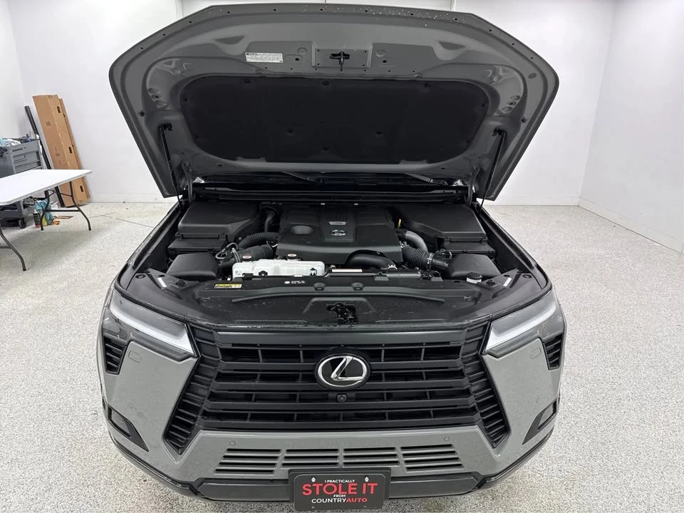 2025 Lexus GX 3rd Gen - Image 12 of 21