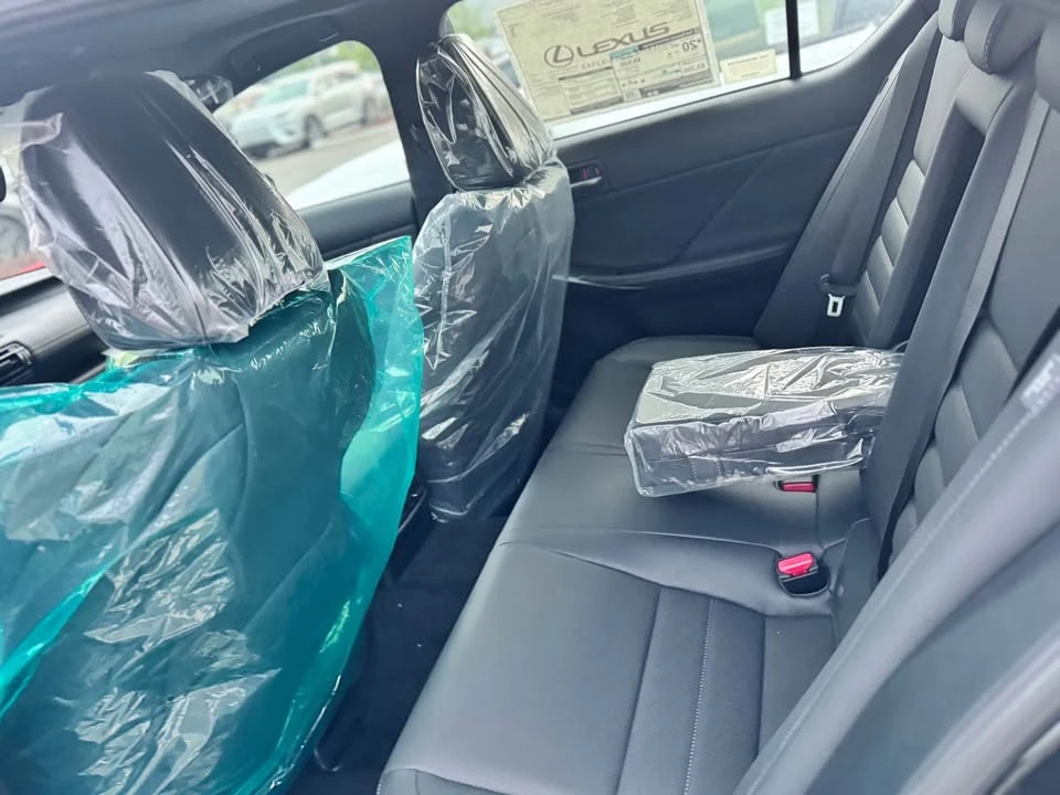 2025 Lexus IS 3rd Gen - Image 5 of 7