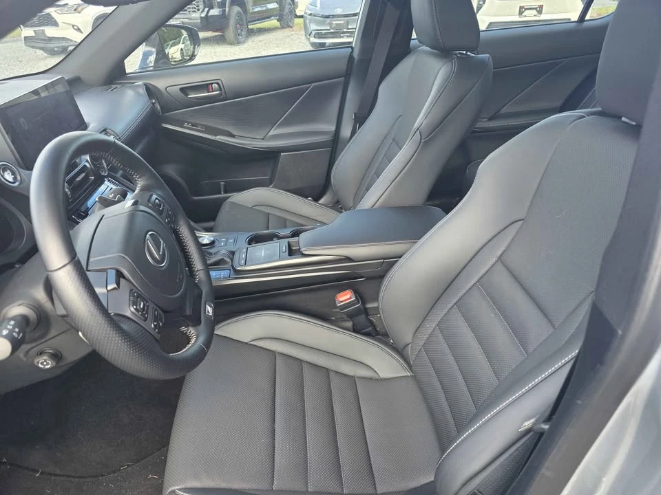 2025 Lexus IS 3rd Gen - Image 8 of 12