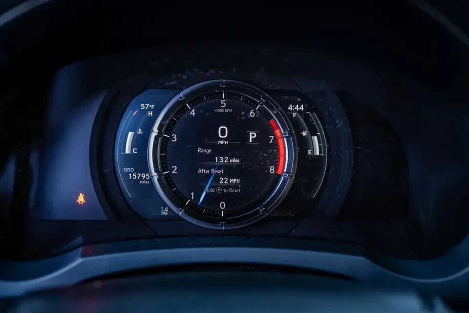 2025 Lexus IS 3rd Gen - Image 9 of 12