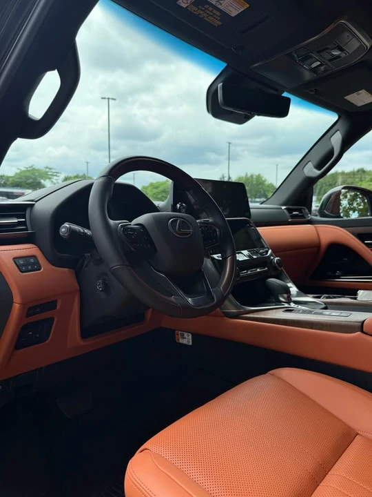 2025 Lexus LX 4th Gen - Image 5 of 7