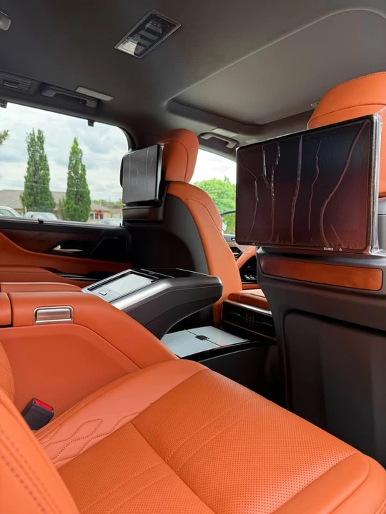 2025 Lexus LX 4th Gen - Image 7 of 7