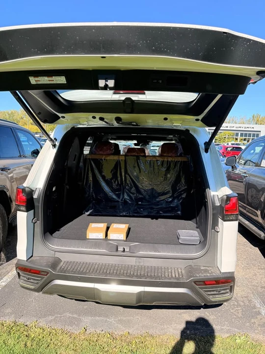 2025 Lexus LX 4th Gen - Image 5 of 12
