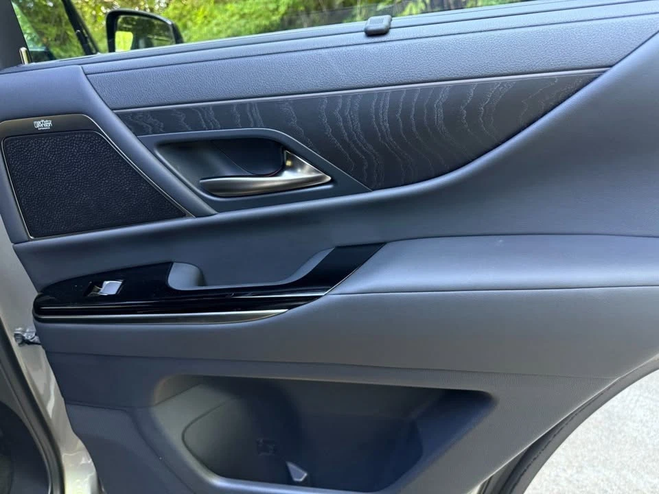 2025 Lexus LX 4th Gen - Image 20 of 20