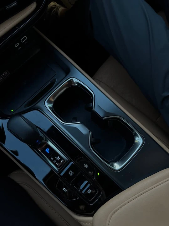 2025 Lexus NX 2nd Gen - Image 7 of 12