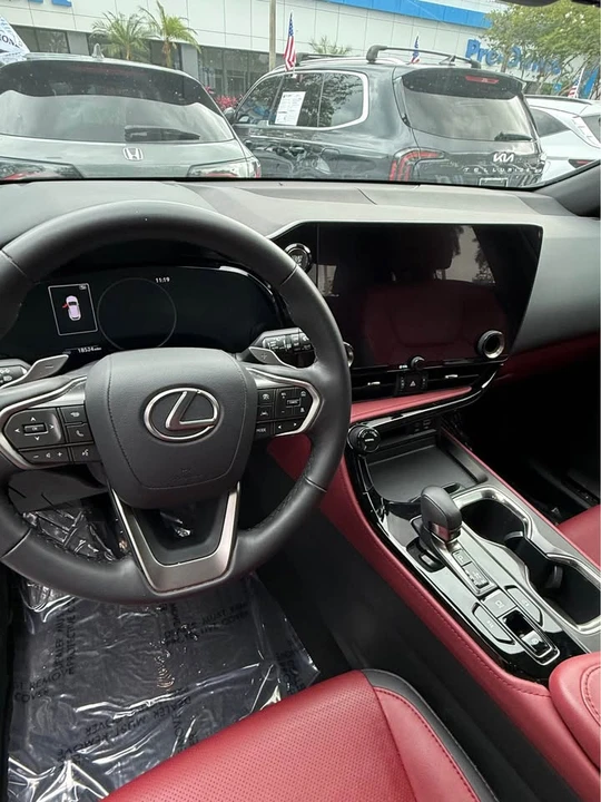2025 Lexus NX 2nd Gen - Image 5 of 7
