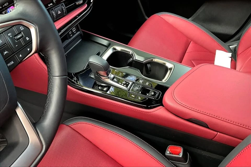 2025 Lexus NX 2nd Gen - Image 9 of 10