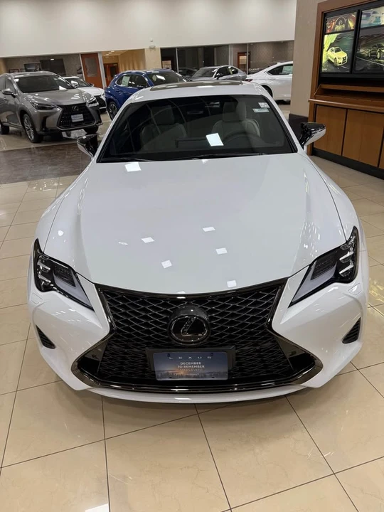 2025 Lexus RC - Image 4 of 11