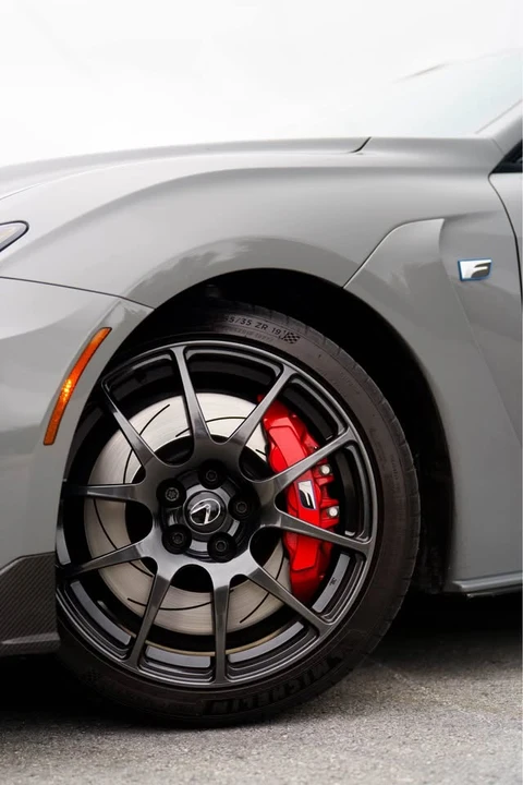 2025 Lexus RC F - Image 3 of 7