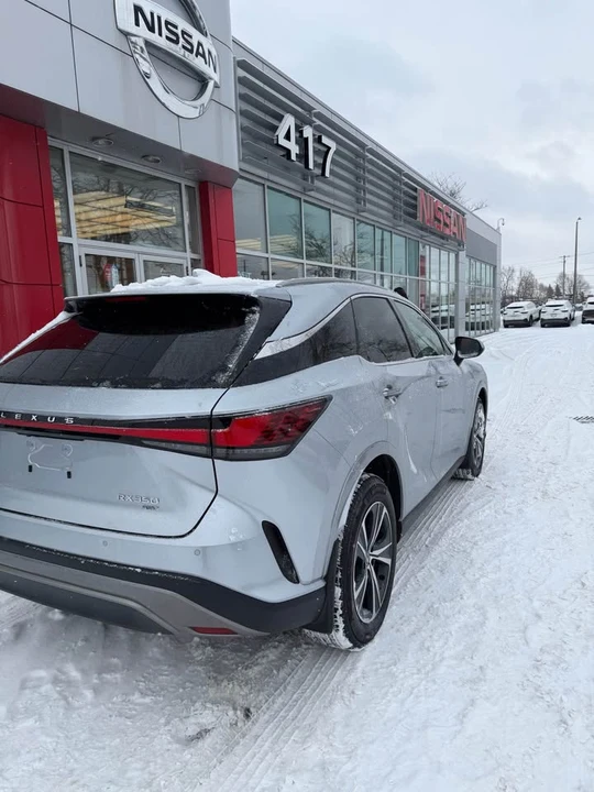 2025 Lexus RX 5th Gen - Image 10 of 19