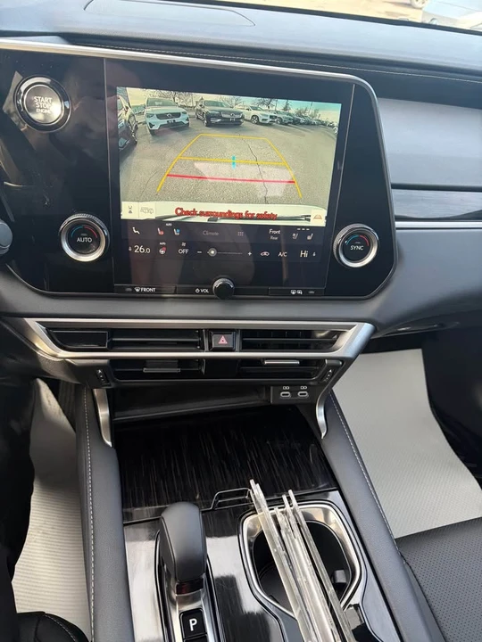 2025 Lexus RX 5th Gen - Image 3 of 8