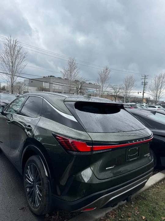 2025 Lexus RX 5th Gen - Image 5 of 6