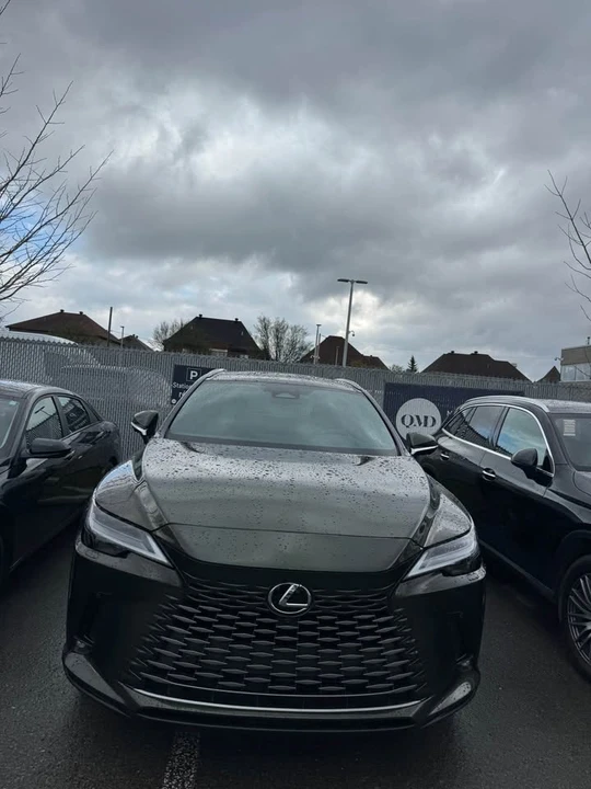 2025 Lexus RX 5th Gen - Image 2 of 6