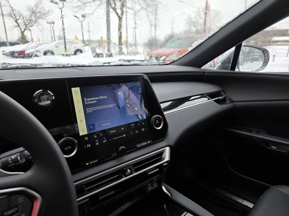 2025 Lexus RX 5th Gen - Image 7 of 11