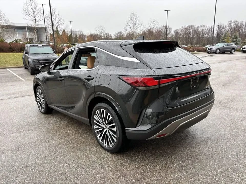 2025 Lexus RX 5th Gen - Image 5 of 20