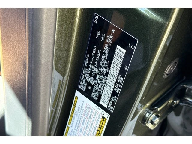 2025 Lexus RX 5th Gen - Image 6 of 20