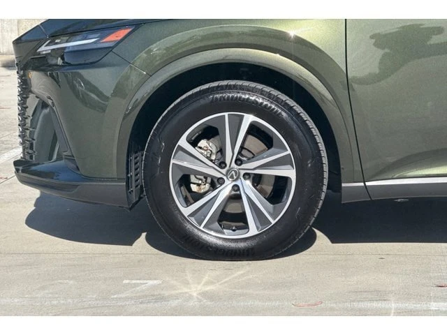 2025 Lexus RX 5th Gen - Image 10 of 20