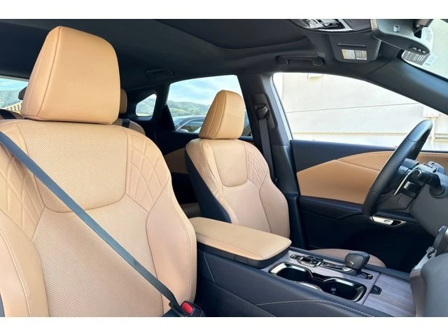 2025 Lexus RX 5th Gen - Image 2 of 20
