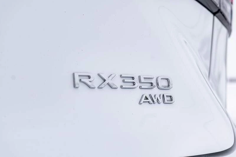 2025 Lexus RX 5th Gen - Image 7 of 20
