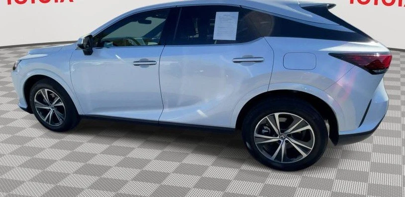 2025 Lexus RX 5th Gen - Image 2 of 7