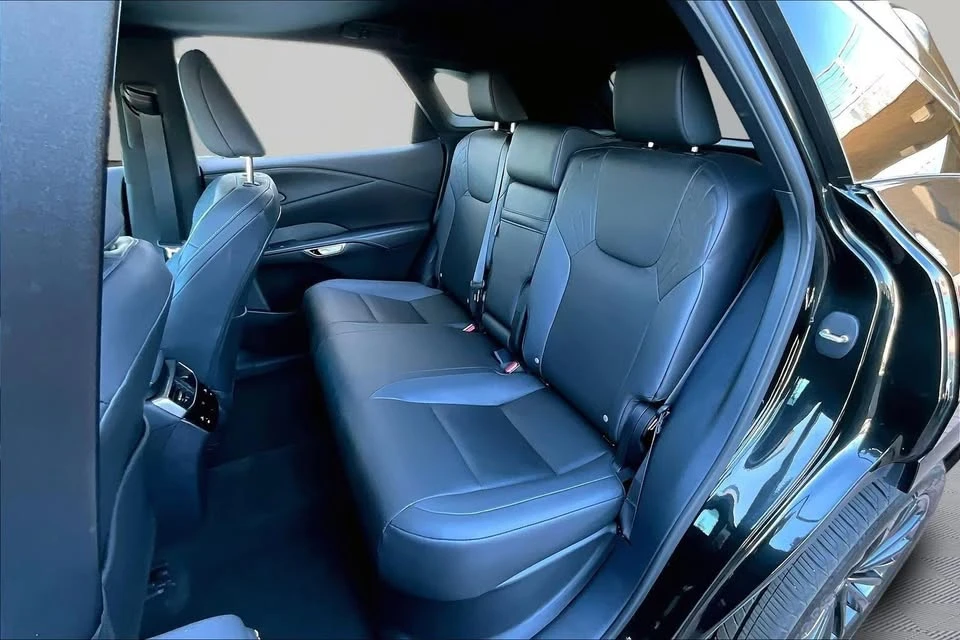 2025 Lexus RX 5th Gen - Image 11 of 11