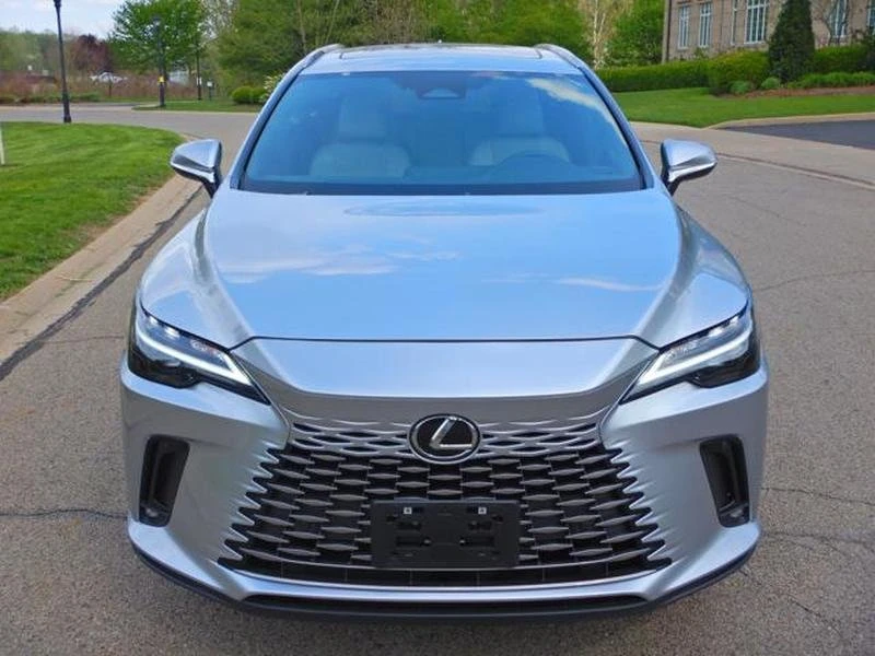 2025 Lexus RX 5th Gen - Image 7 of 19