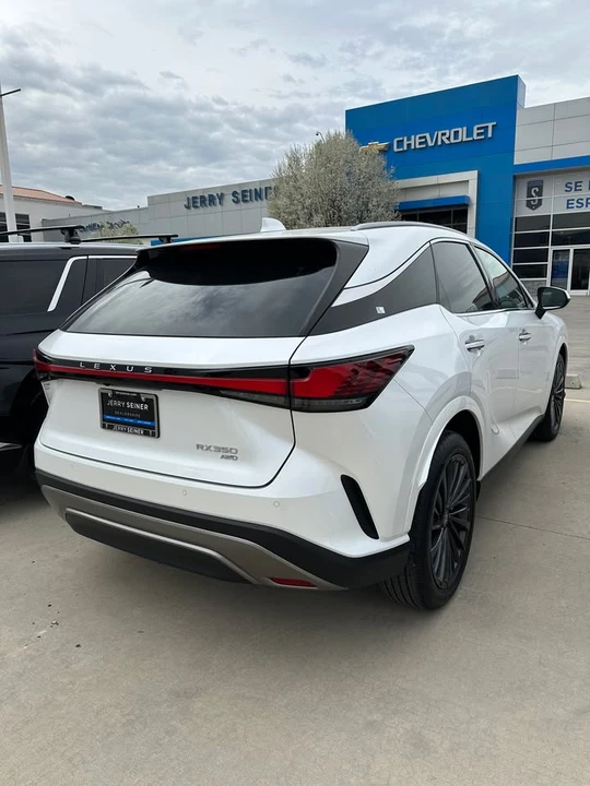 2025 Lexus RX 5th Gen - Image 3 of 20