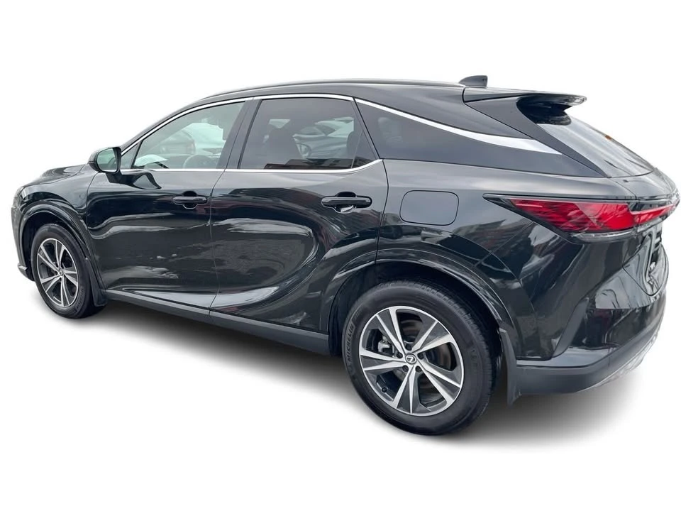 2025 Lexus RX 5th Gen - Image 9 of 20