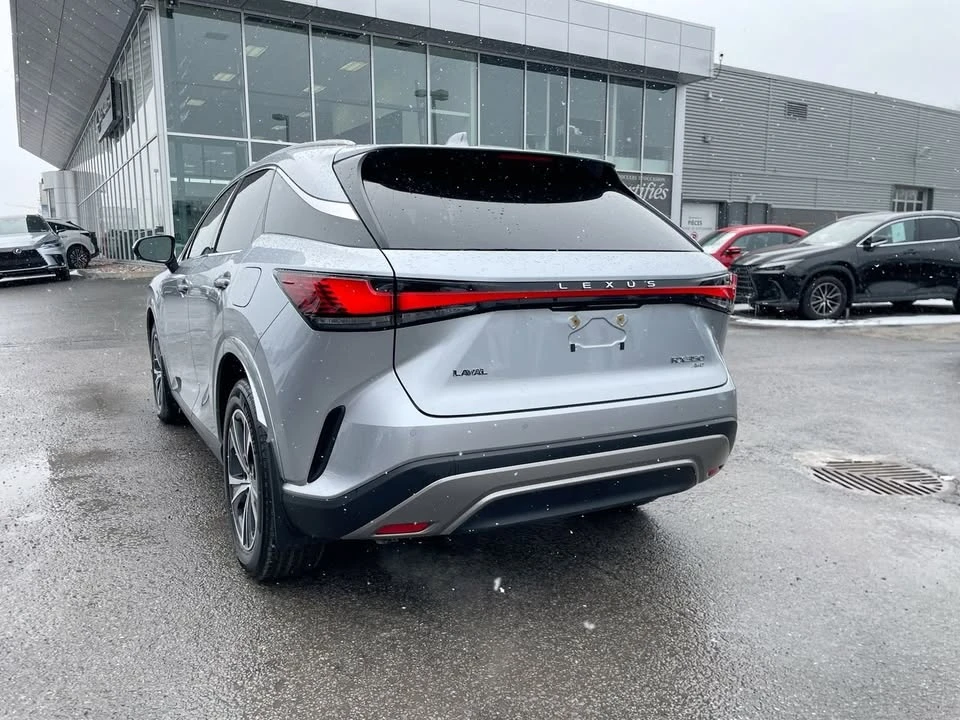 2025 Lexus RX 5th Gen - Image 10 of 20