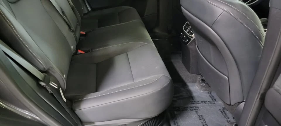 2025 Lexus RX 5th Gen - Image 11 of 19