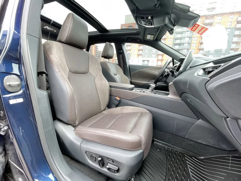 2025 Lexus RX 5th Gen - Image 17 of 17