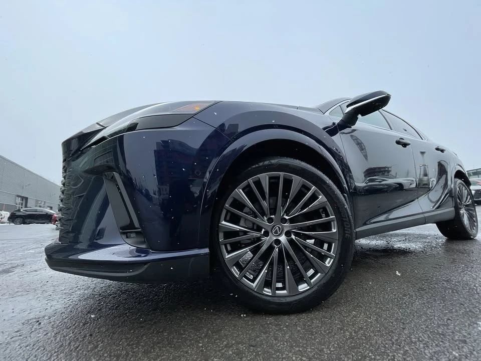2025 Lexus RX 5th Gen - Image 7 of 17