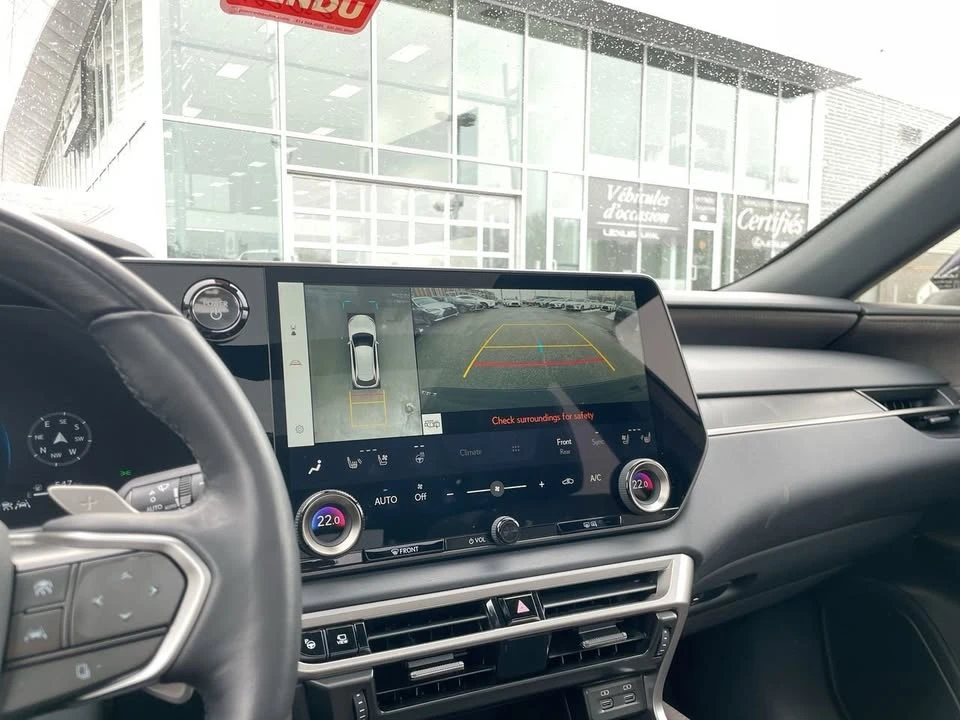 2025 Lexus RX 5th Gen - Image 12 of 19