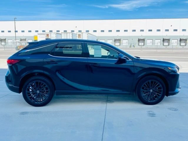 2025 Lexus RX 5th Gen - Image 4 of 17