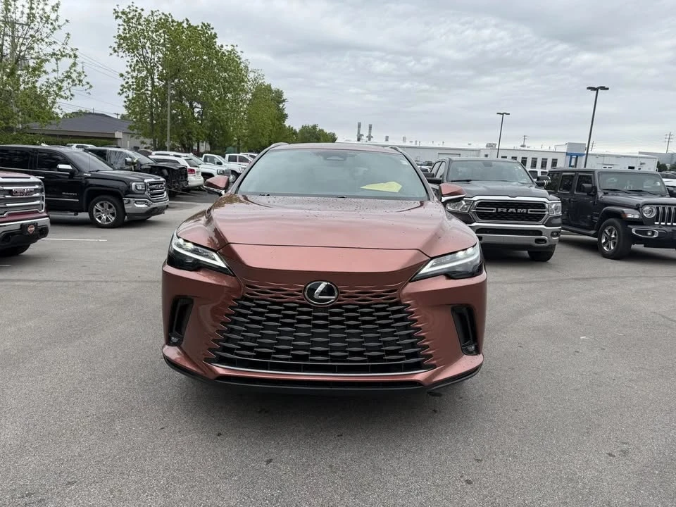 2025 Lexus RX 5th Gen - Image 7 of 15