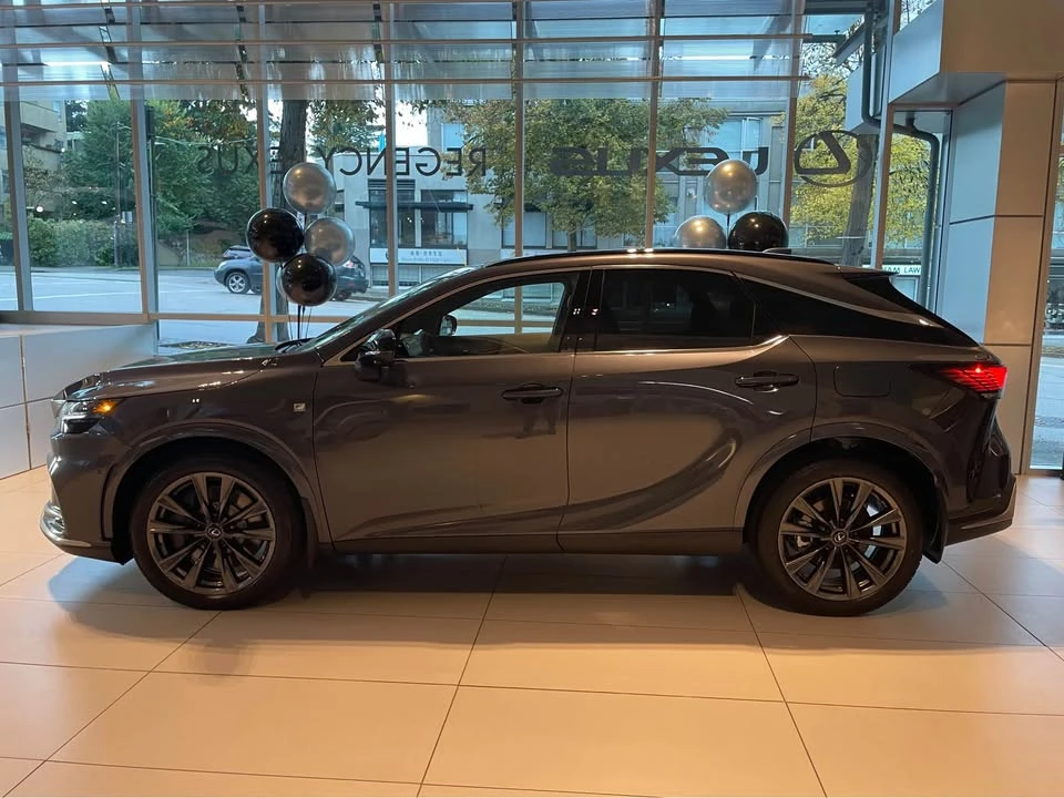 2025 Lexus RX 5th Gen - Image 4 of 20