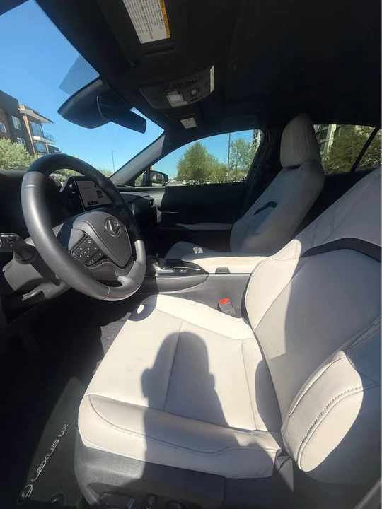 2025 Lexus - Image 7 of 7