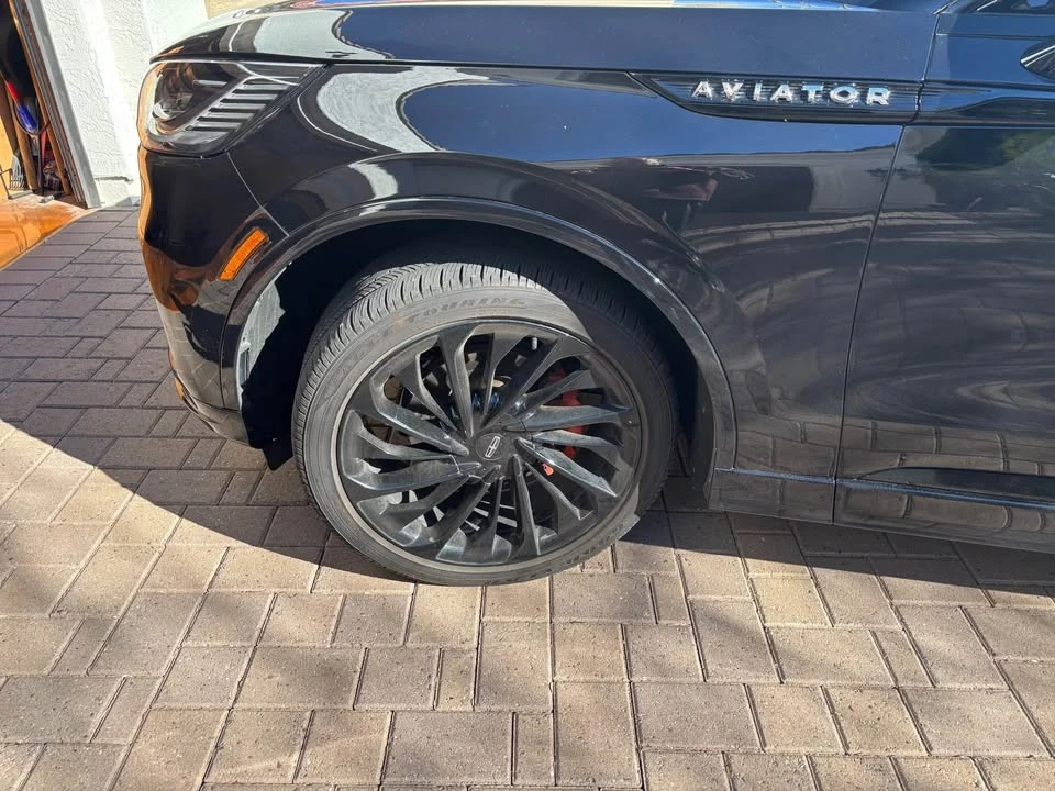 2025 Lincoln Aviator 2nd Gen - Image 4 of 10