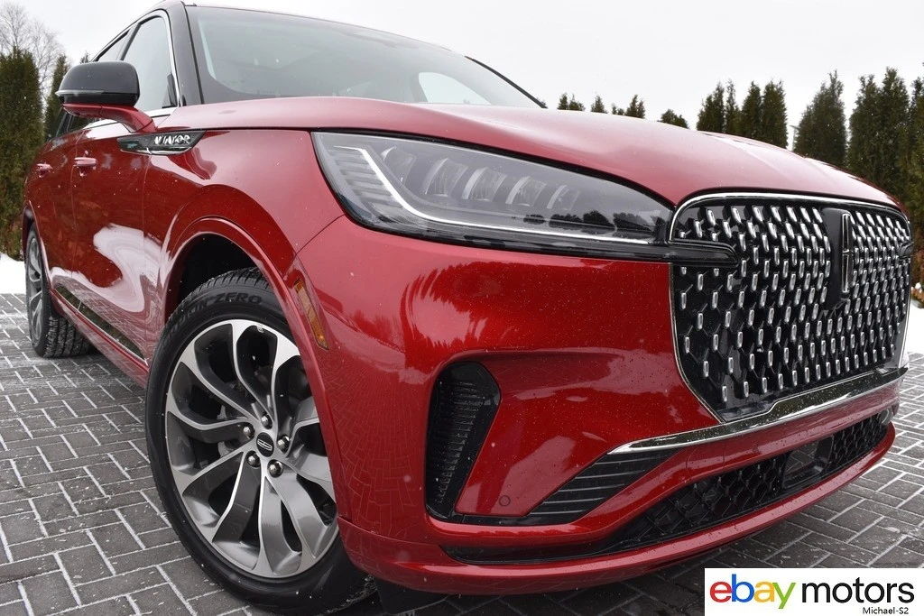 2025 Lincoln Aviator 2nd Gen - Image 2 of 21