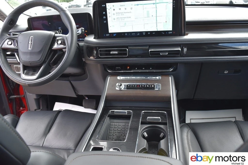2025 Lincoln Aviator 2nd Gen - Image 15 of 23